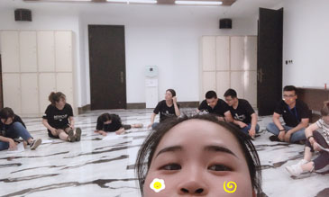團建篇丨我們不(bù)一(yī / yì ／yí)young！