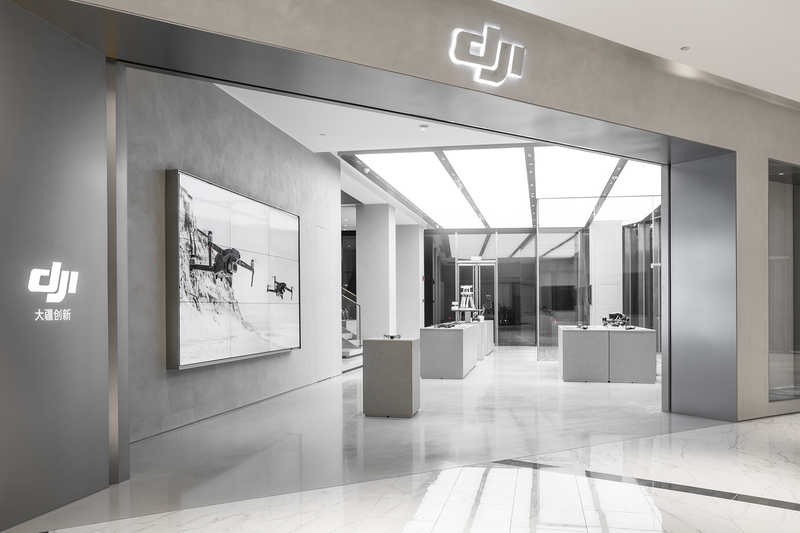 DJI 大(dà)疆創新杭州旗艦店盛大(dà)開幕 多項黑科技首次亮相
